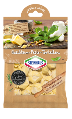 Basilikum-Pesto-Tortelloni – Leckere Tortelloni gefüllt mit einer leckeren Komposition aus cremigem Ricotta, leckerem Basilikum, nussigen Pinienkernen und würzigem Hartkäse – das ist Pasta wie handgemacht.